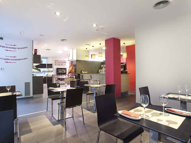 mariadme barcelona comedor3
