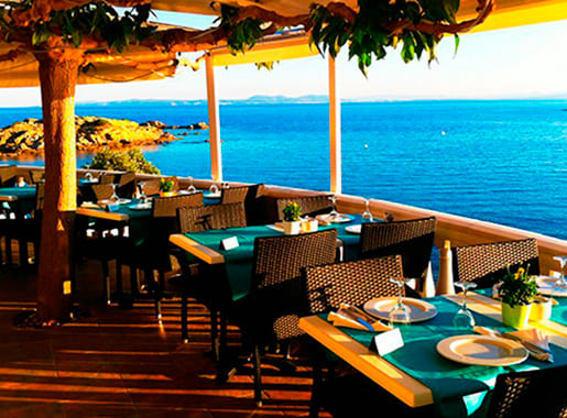 restauranis amare local3