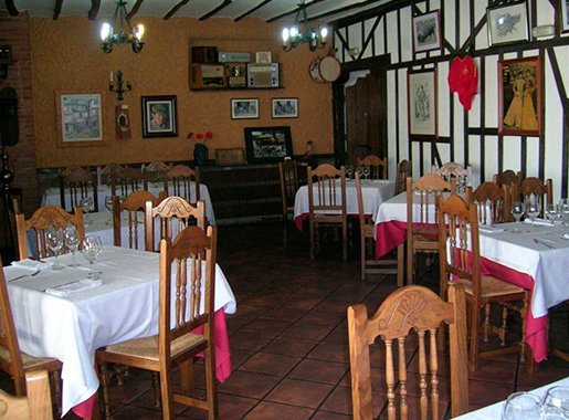 restauranis meson taurino local2