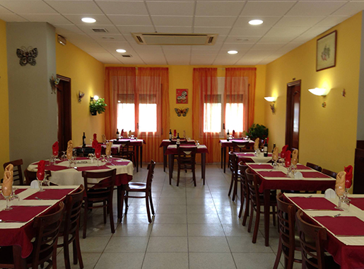 Miguel Girona Comedor