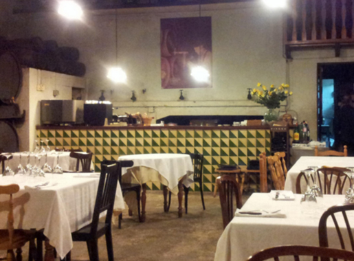 bodega brugal barcelona comedor2