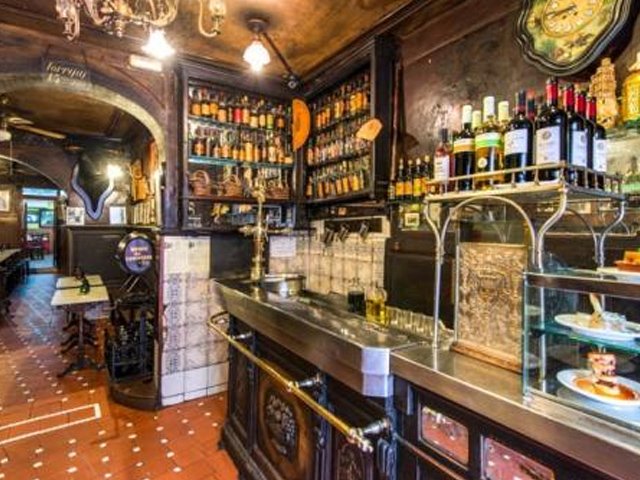 6NKE taberna antonio sanchez madrid comedor4