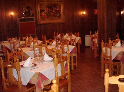 restauranis cadi local1 min