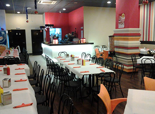 PizzeríaLaCaprichosa Málaga Comedor