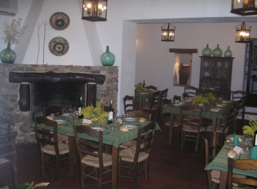 CasaAdriano Sevilla Comedor3