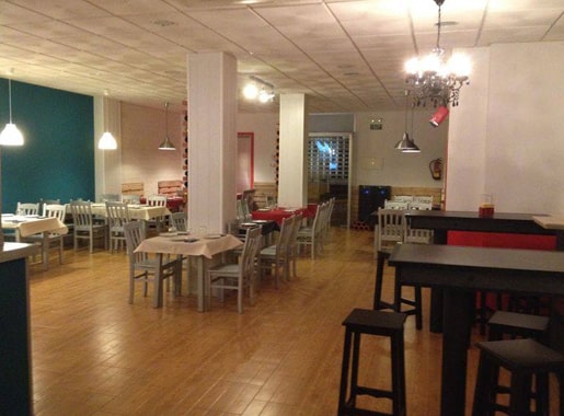 restauranis divina local1 min