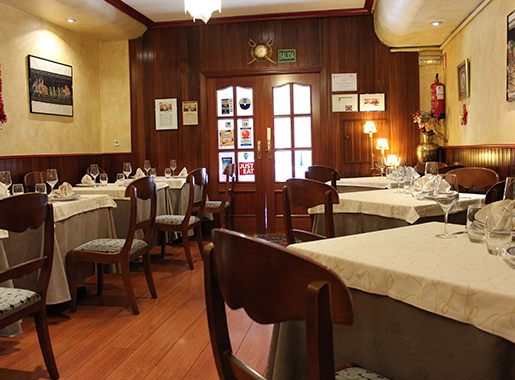 TajIndian Madrid Comedor