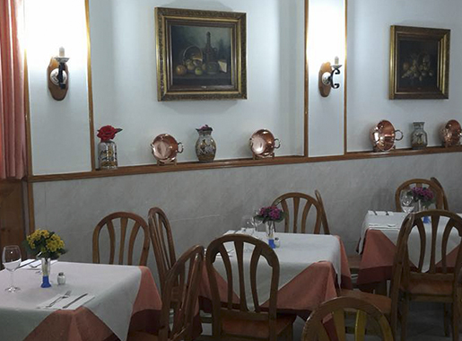 las peñas madrid comedor1