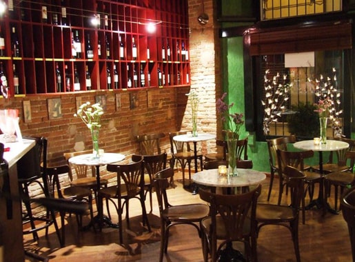 Restauranis Divinum local3 min