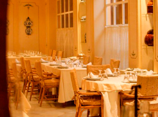 JuliaYLucía Sevilla Comedor