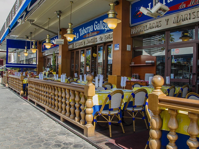 la taberna gallega de marcos barcelona terraza1