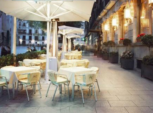 la catedral hotel colon barcelona terraza1