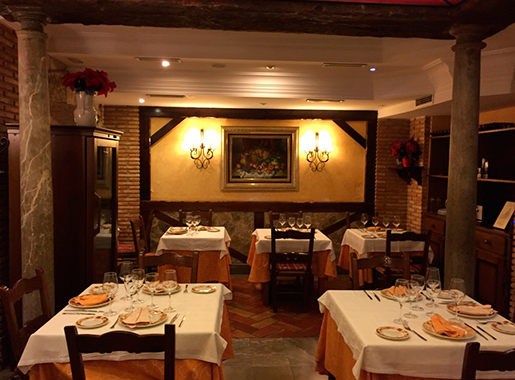 ElAguador Granada Comedor2