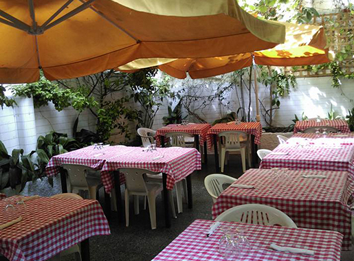 LAjustada Girona Terraza2