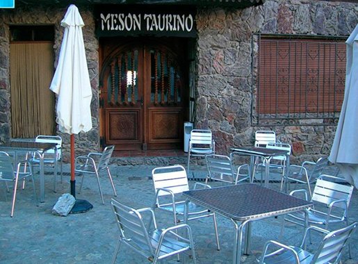 restauranis meson taurino terraza