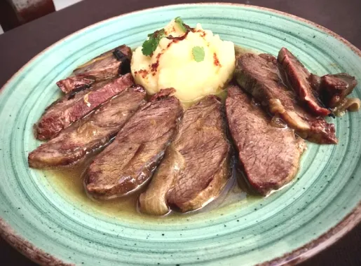 taurante c1 punta sitges 1834743585.