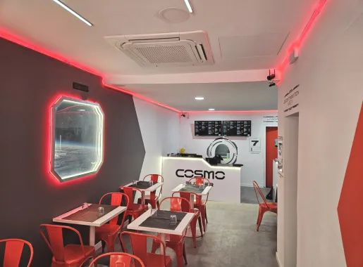 taurante l2 Cosmo Burguer 879286653.