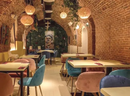 taurante l2 mulata latina 2141521647.