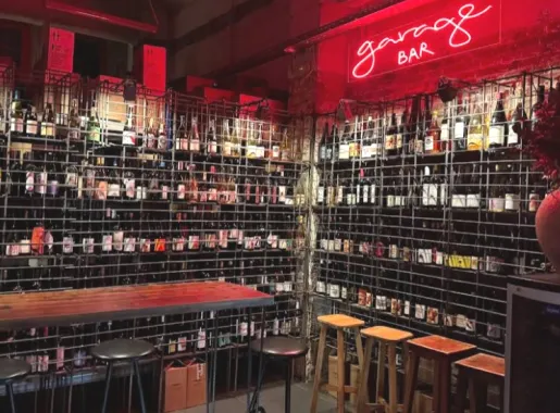 taurante l3 garage bar 1671623117.