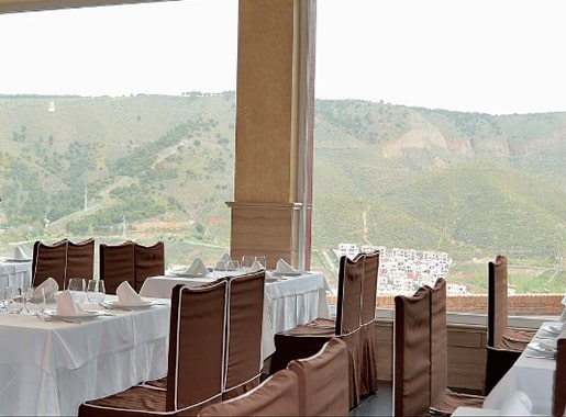 uranis balcon de genil L2 salon con vistas
