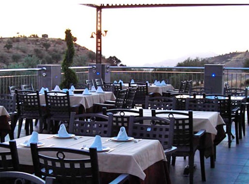 uranis balcon de genil L3 terraza exterior