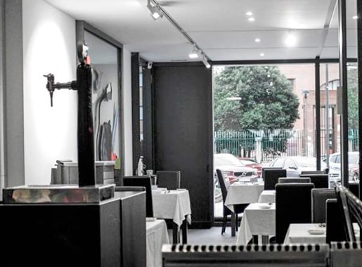 uranis blue gallery L3 comedor terraza cubierta