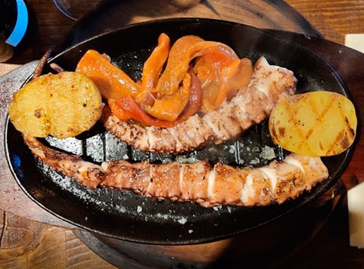 uranis borda c2 pulpo gallego con patatas