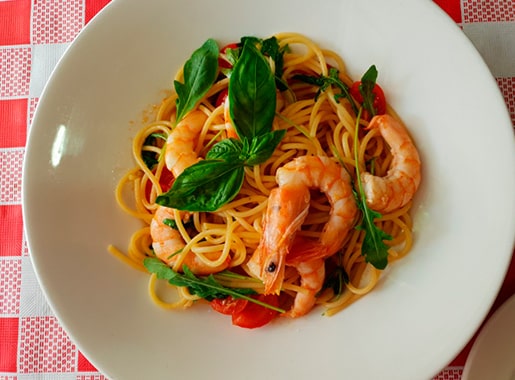 uranis dasaro c1 spaguetti con gambitas