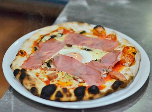 uranis dasaro c3 pizza de jamon