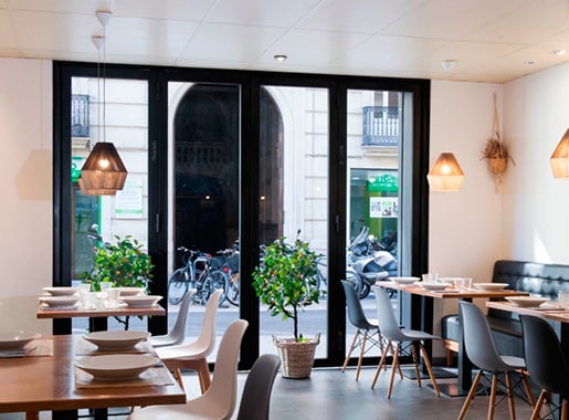uranis encis L3 comedor vistas verano