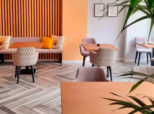 uranis gin bulevar L3 comedor madera moderna