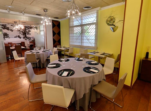 uranis lakinoa L2 comedor mesas redondas