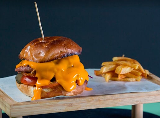 uranis mai tai c3 hamburguesa patatas