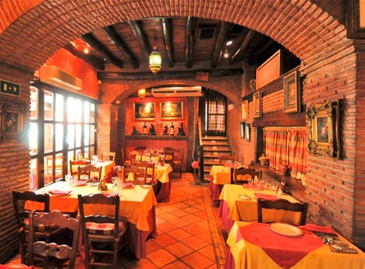 uranis marisqueria pesquera L3 comedor rustico