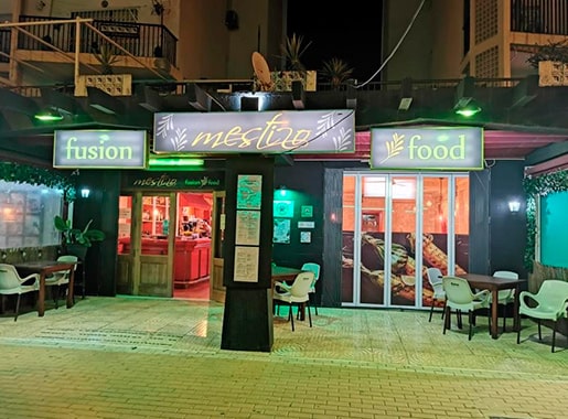 uranis mestizo L1 fachada