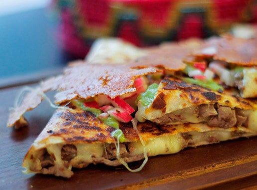 uranis quesadilla comida1