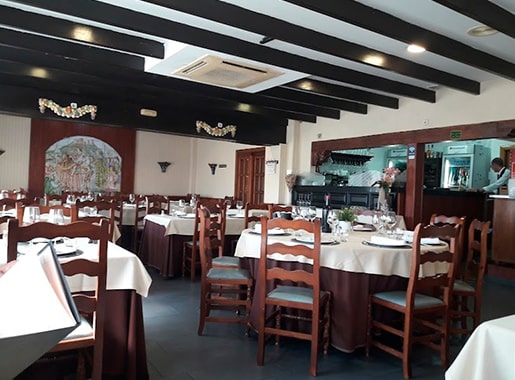 uranis sacromonte L3 comedor vistas cocina