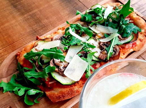 uranis upper c1 pizza vegetariana
