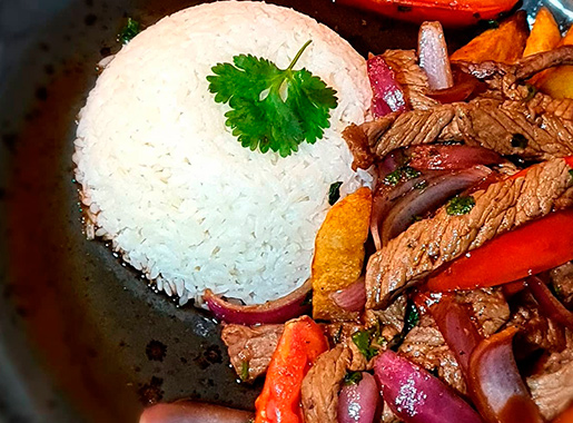 urante IMPERIO ANDINO c1 mixto de carne con arroz