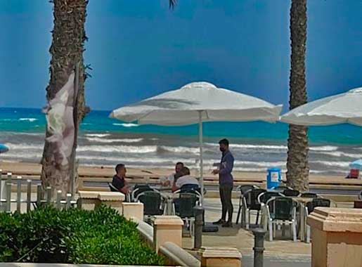 urante barbacoaenlaplaya L3 terraza vista mar