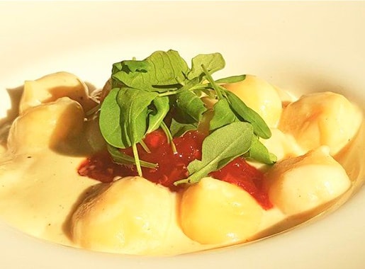 urante cinquecento c2 rabiolis con mechamel
