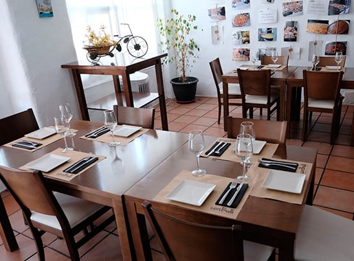 urante con bulli bar L3 mesas madera roble