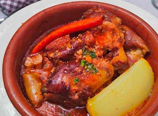 urante de munt c2 chorizo con salsa