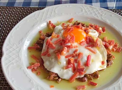 urante gallego c1 baicon con salsa