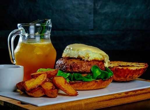 urante maiz pelao c1 hamburguesa con patatas