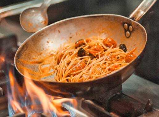 urante pagus pasta c1 spaguettis tomate