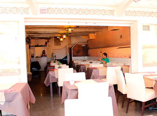Yamuna Sitges Comedor