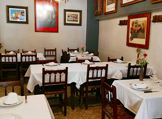 AtahualpaParillaArgentina Sevilla Comedor
