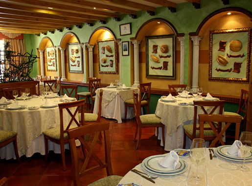 ElRincóndeBernardo Sevilla Comedor3