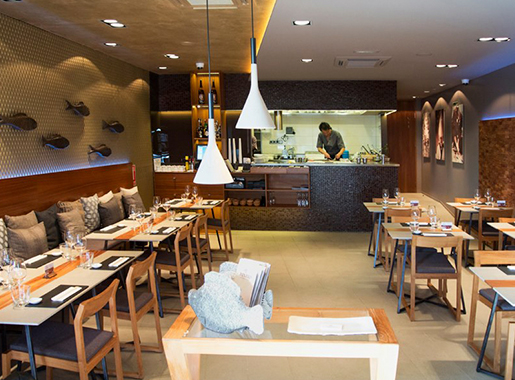 Minato Barcelona Comedor3